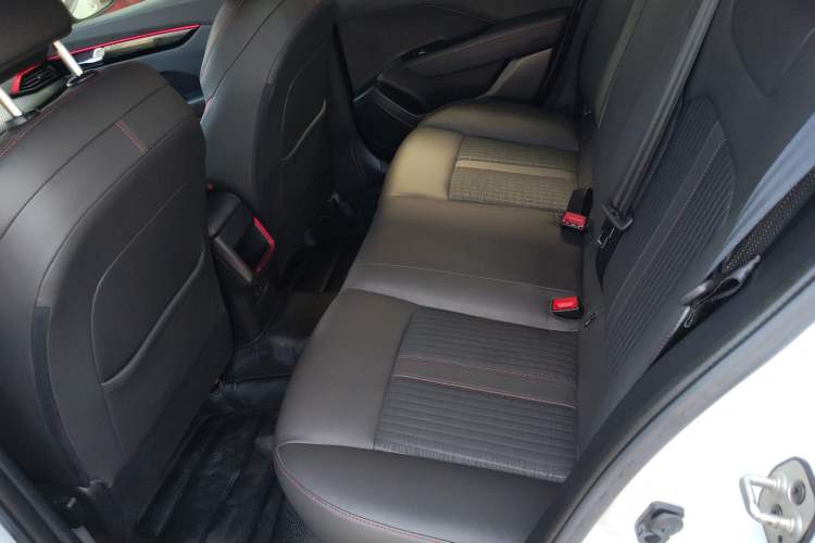 Used Dongfeng Aeolus Yixuan 2021 230T Automatic ZuiFeng Edition