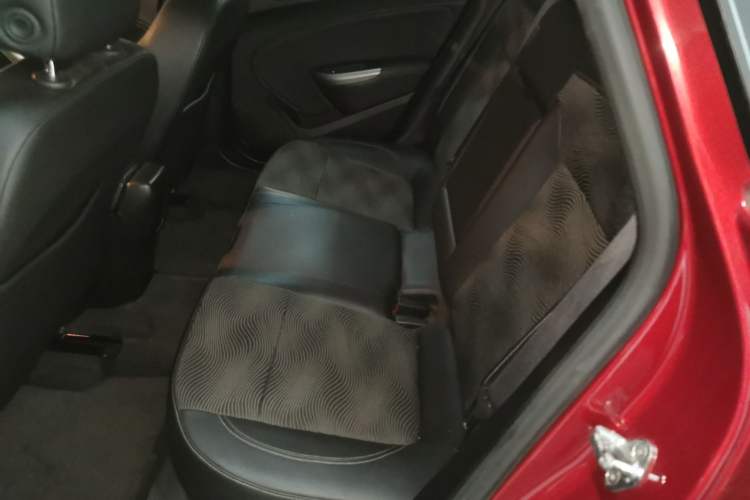 Used Buick GT 2014 XT 1.6L Automatic Fashion Edition
