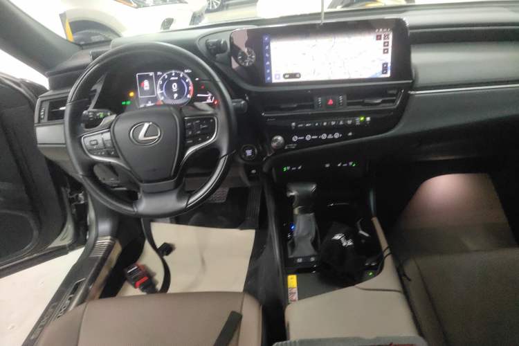 Used Lexus ES 2022 200 Luxury Edition
