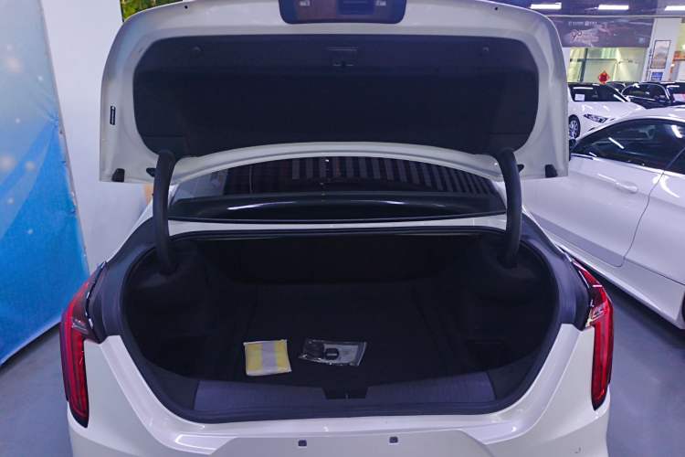 Used Cadillac CT4 2023 28T Luxury Version
