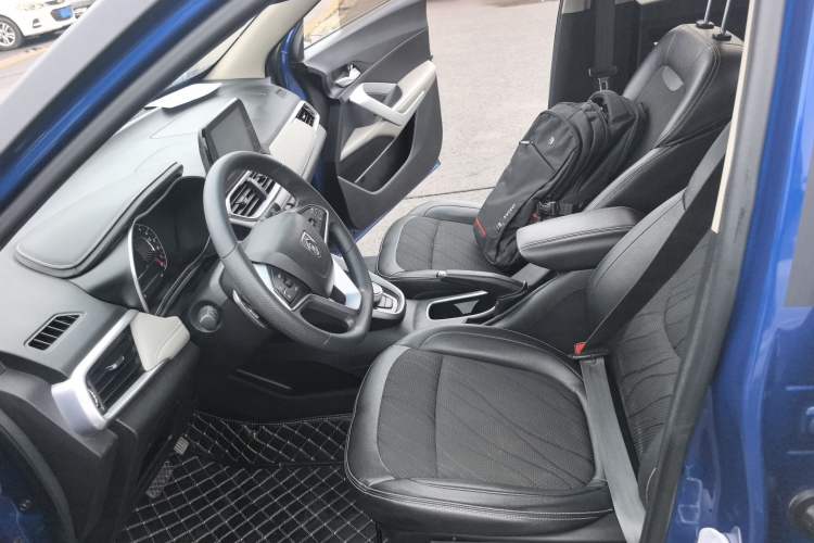 Used Baojun 510 2017 1.5L Automatic Fashion Model