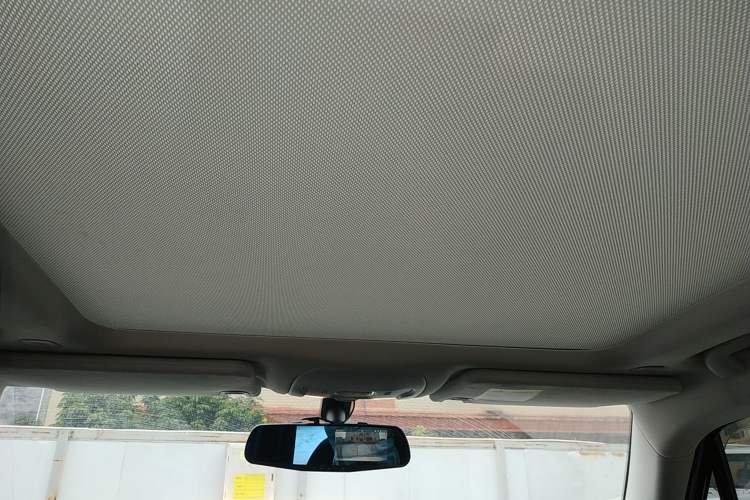 Used  Renegade 2018 Connected Large Screen Version 180T Automatic High-Energy Edition
