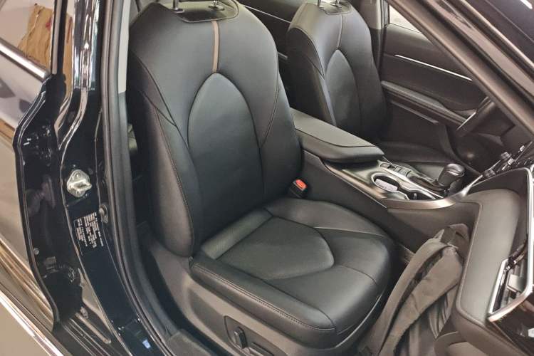 Used Toyota Camry 2023 2.5G Luxury Edition
