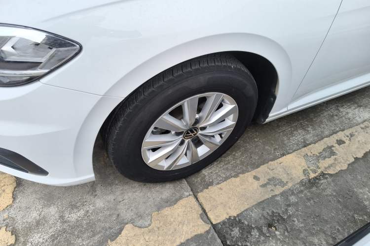 Used Volkswagen Lavida 2022 1.5L Automatic Fashion Edition