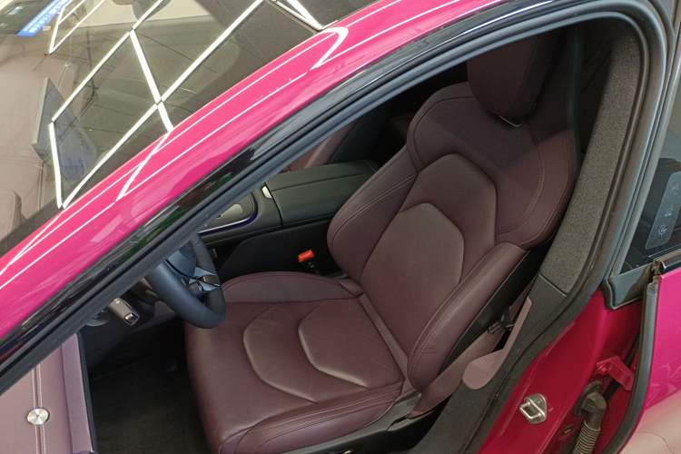 Used  SU7 2024 Rear-Drive Ultra-Long Range Advanced Pro-Level Intelligent Driving Version