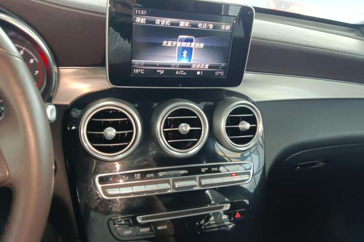 Used Mercedes-Benz GLC 2019 GLC 200 L 4MATIC
