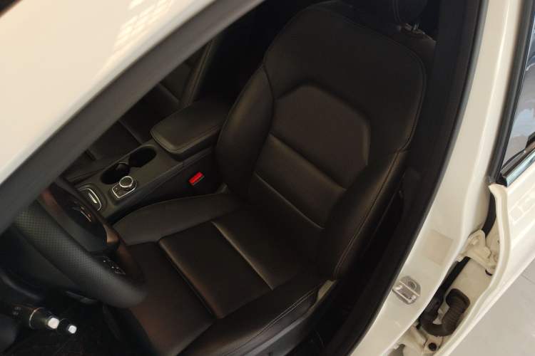 Used Mercedes-Benz B-Class 2015 B 200 Luxury Model