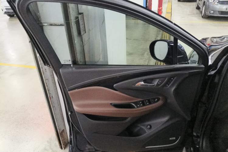 Used Buick Envision 2020 28T All-Wheel-Drive Versatile Sport Flagship Edition
