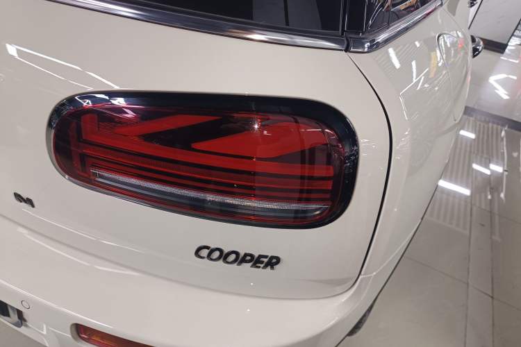 Used  Clubman 2023 1.5T COOPER Connoisseur