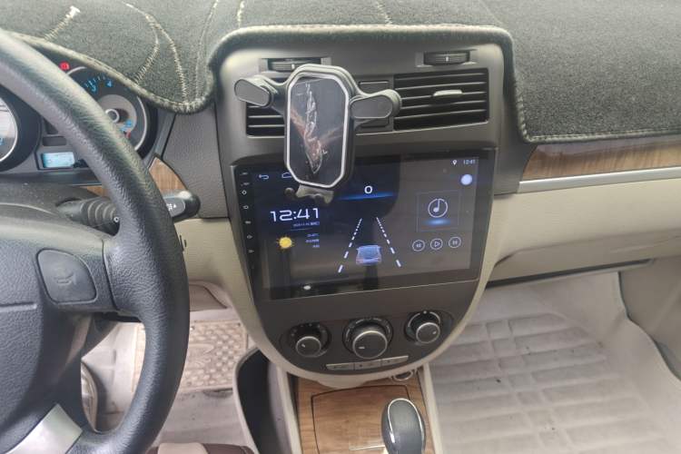 Used Buick Excelle 2015 1.5L Automatic Classic Model
