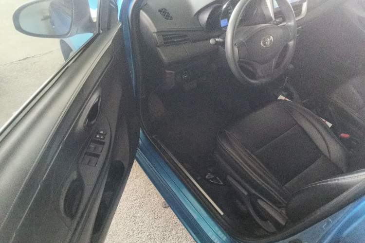 Used Toyota YARiS L 2019 1.5E CVT Dynamic Edition China VI compliant
