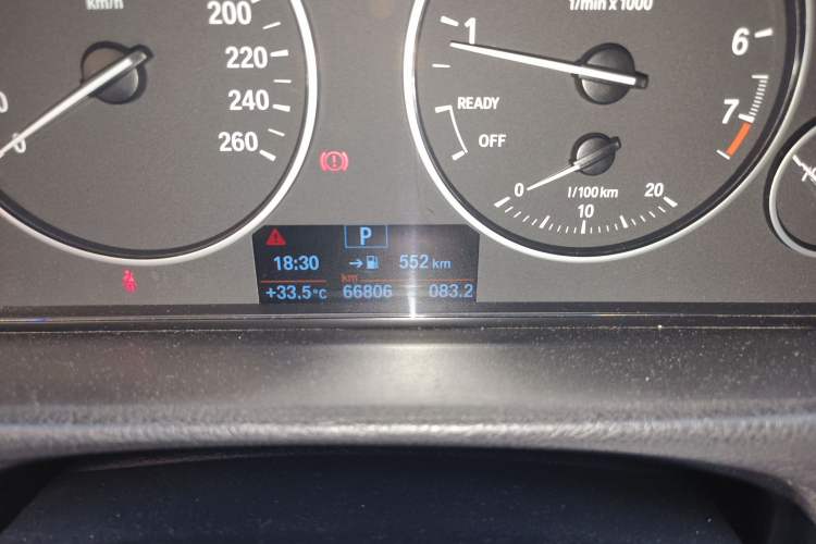 Used BMW 3 Series 2016 320i Fashion Model
