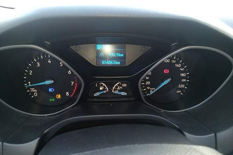 Used Ford Focus 2018 Hatchback Classic 1.6L Automatic Comfort Plus SmartDrive Edition
