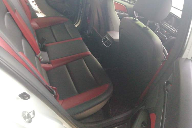 Used Hyundai Elantra 2016 1.4T Dual-Clutch Xuan Dong · Flagship Edition