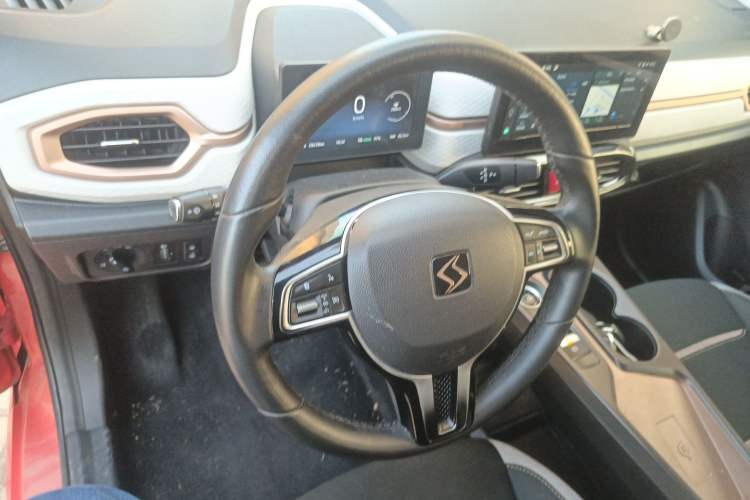 Used SOL E10X 2021 302 km Range Luxury Version 30.2 kWh