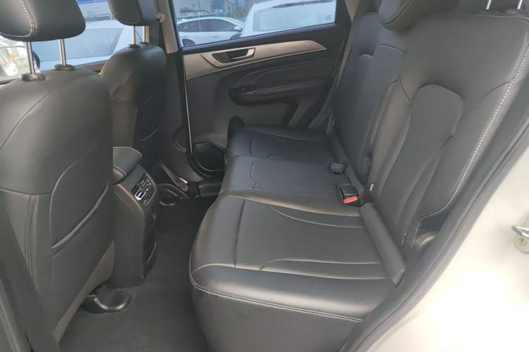 Used Haval M6 2021 PLUS 1.5T DCT Luxury Smart Connectivity Model
