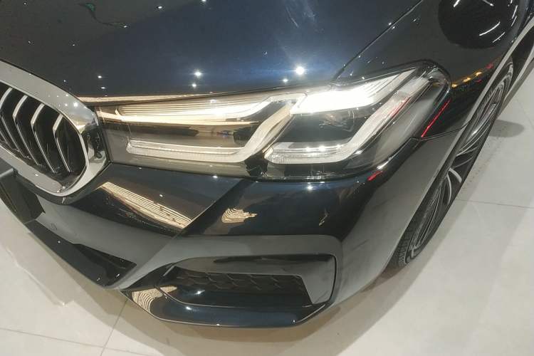 Used BMW 5 Series 2022 Second Facelift 530Li Leading Edition M Sport Package
