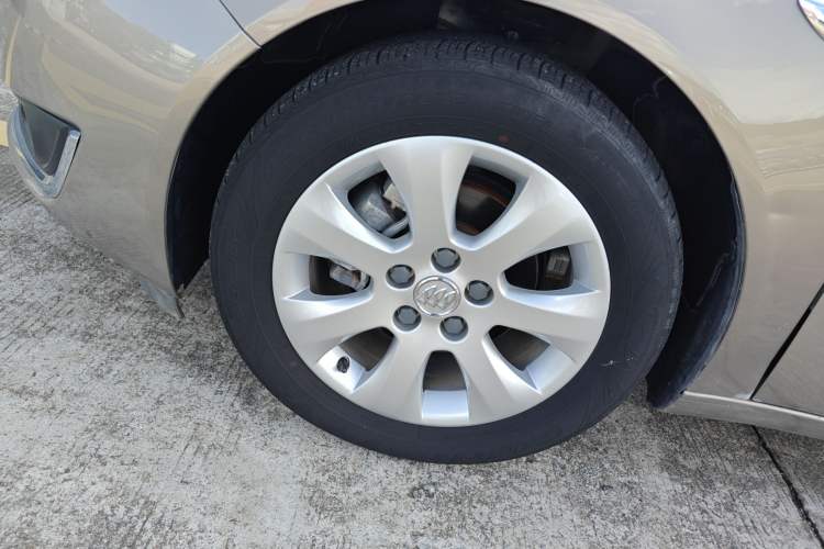 Used Buick Regal 2015 2.0L Leading Fashion Edition
