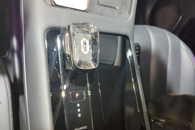 Used Hima AITO M7 2022 1.5T Four-Wheel Drive Luxury Edition