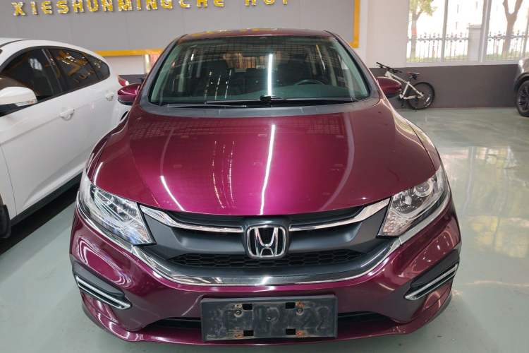 Used Honda Jade 2017 1.8L automatic Comfort version 5 seats