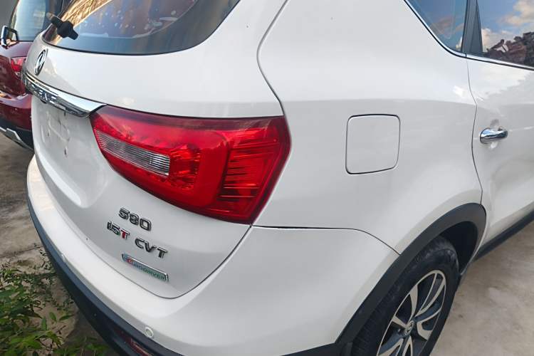 Used Dongfeng Fengon 580 2016 Revised Version 1.5T CVT Luxury Edition
