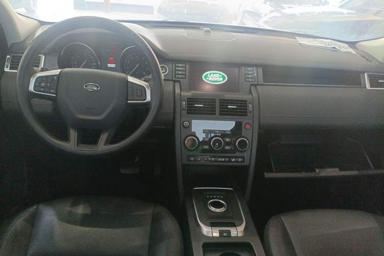 Used Land Rover Discovery Sport 2018 240 PS PURE Edition