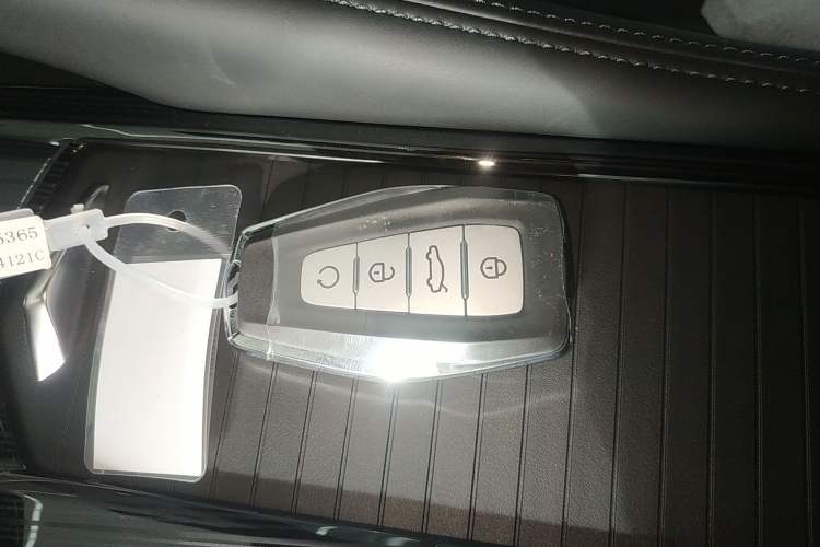 Used Geely Auto Monjaro L 2024 2.0TD DCT EVO Two-Wheel Drive Long-Range Version
