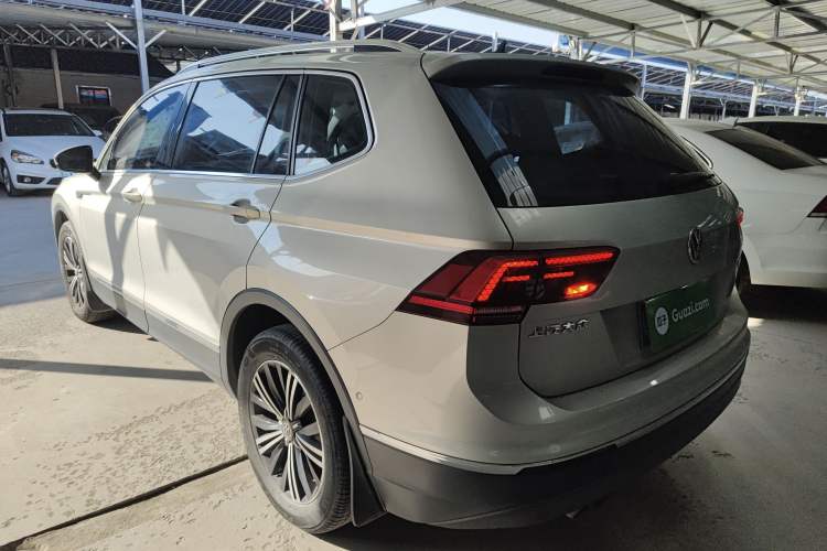 Used Volkswagen Tiguan L 2017 330TSI Automatic Two-Wheel Drive Flagship Edition
