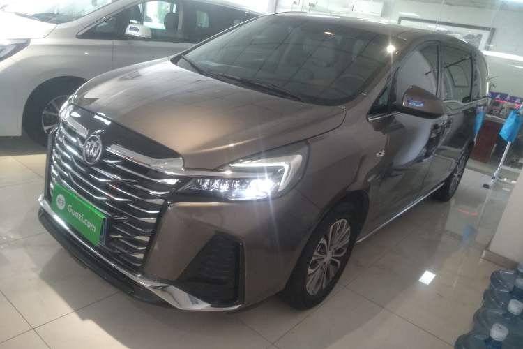 Used Buick GL8 2023 Land Executive Class Comfort Model
