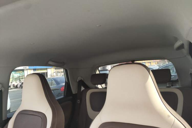 Used Wuling Bingo 2023 333 km Lingxi Connected+ Version
