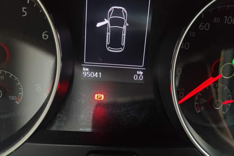 Used Volkswagen Golf 2016 1.6L Automatic Comfort Model
