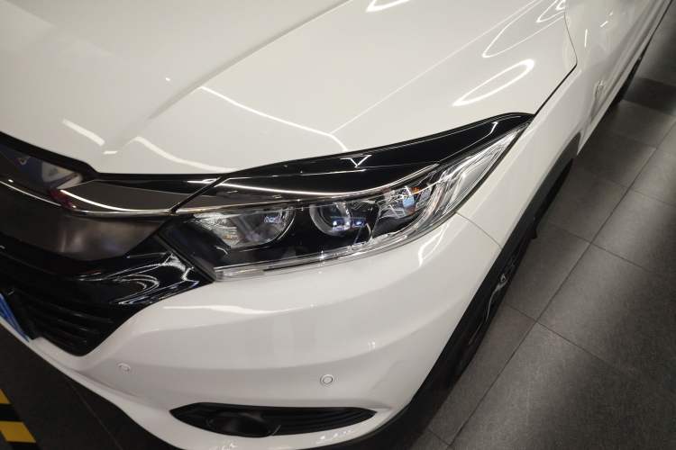 Used Honda Vezel 2020 1.5L CVT Pioneer Edition
