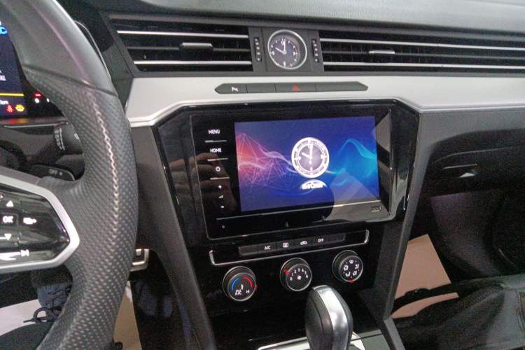 Used Volkswagen Magotan 2025 Zhongxiang Version 280TSI DSG Comfort Edition
