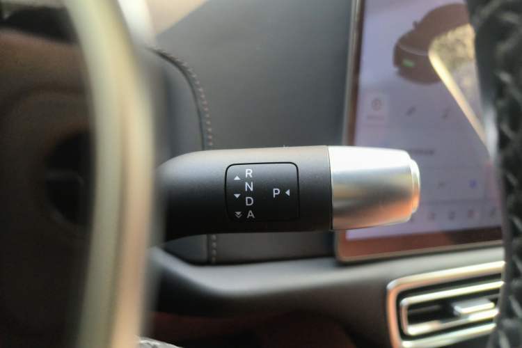 Used Li Auto L9 2022 Max model