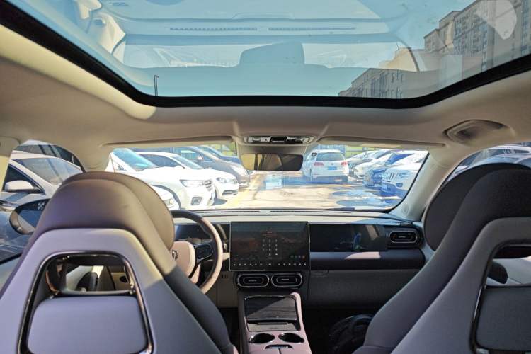 Used Leapmotor C11 2024 Range-Extended 300 Luxury Edition
