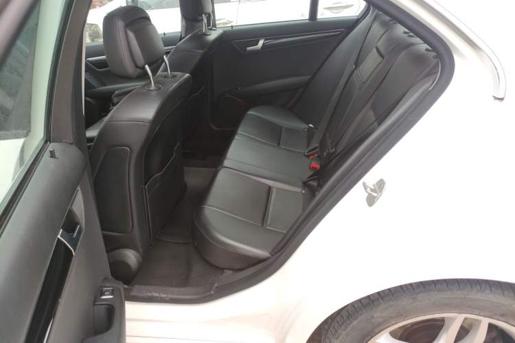 Used Mercedes-Benz C-Class 2013 C 180 Classic Grand Edition
