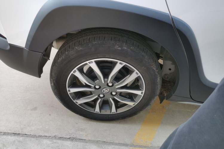 Used Toyota YARiS L 2022 X-Trail 1.5L CVT Luxury PLUS Edition