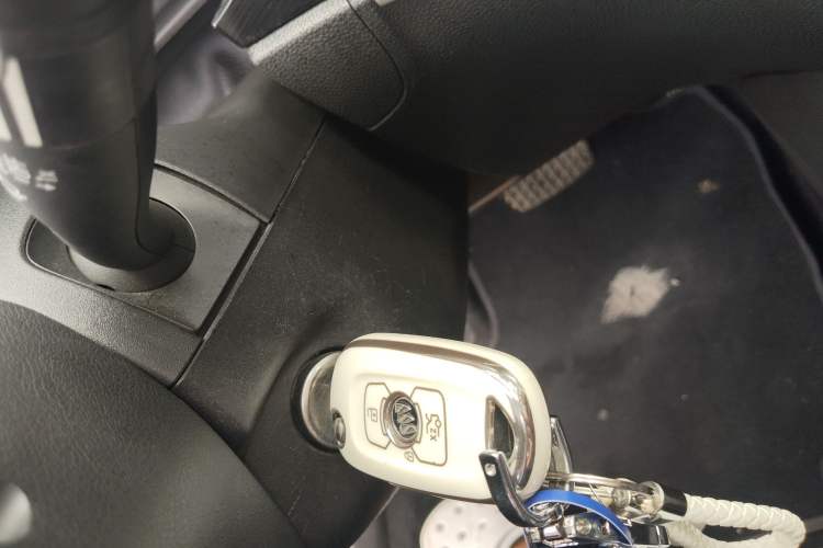 Used Buick Verano 2017 Sedan 20T Dual-Clutch Elite Model
