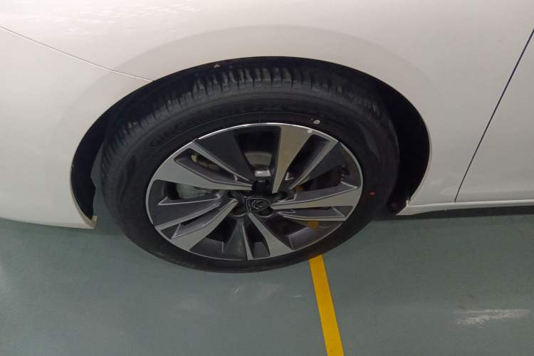 Used Peugeot 408 2022 1.6T Light-Chasing Edition
