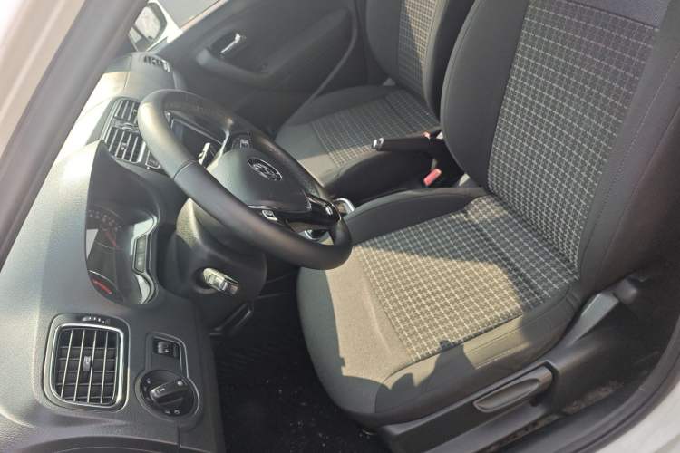 Used Volkswagen Polo 2018 1.5L Automatic Enjoyment Model