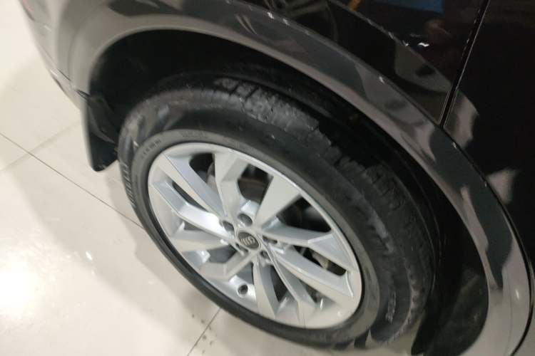 Used Audi Q5L 2023 40T Luxury Elegant Model