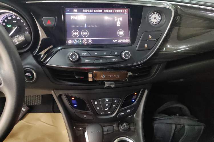 Used Buick Envision 2020 20T Two-Wheel Drive Leading Version