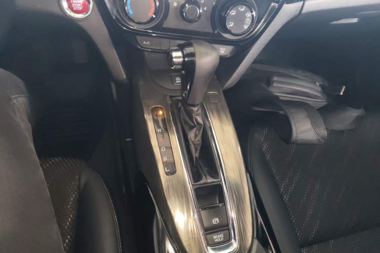 Used Honda XR-V 2017 1.8L EXi CVT Comfort Version
