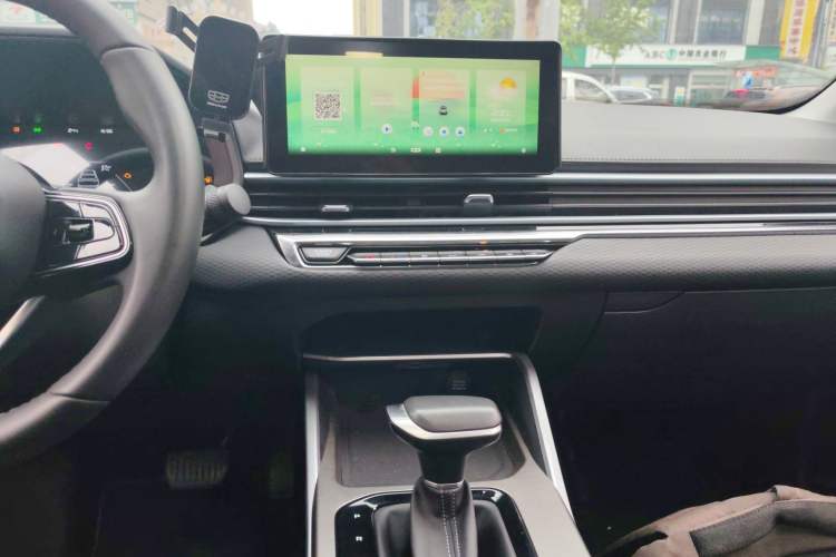 Used Geely Auto Emgrand 2022 4th Generation 1.5L CVT Luxury Model
