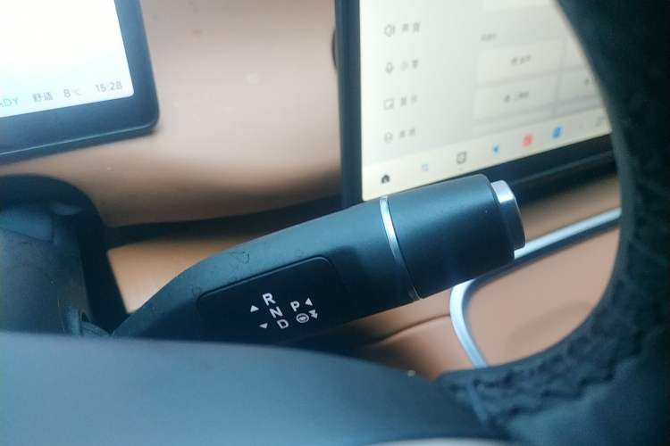 Used Leapmotor C16 2026 Extended-Range 280 LiDAR Zhizun Edition 6 Seats
