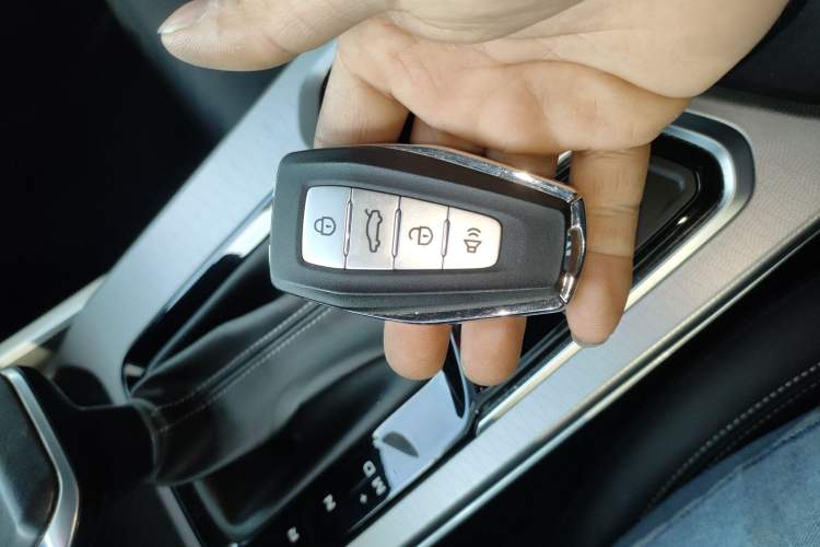 Used Geely Auto Emgrand 2023 4th Generation Champion Edition 1.5L CVT Prestige Model
