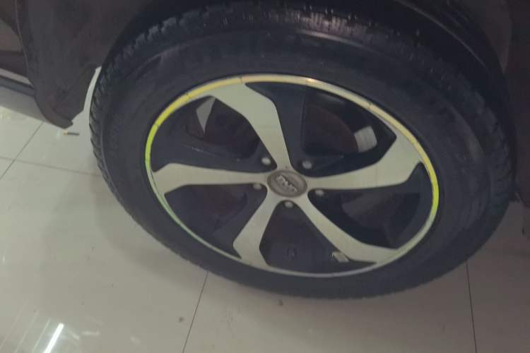 Used BYD S7 2015 2.0T Automatic Prestige Model
