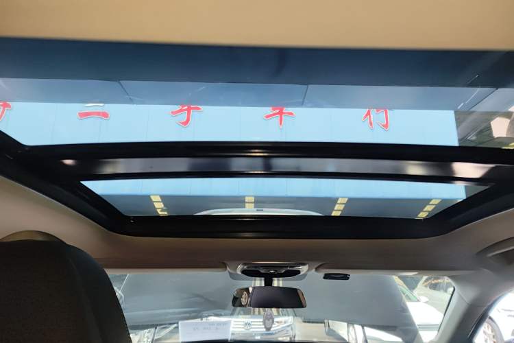 Used Lynk & Co 02 2018 1.5T DCT Two-Wheel Drive Zhaoban China V Standard
