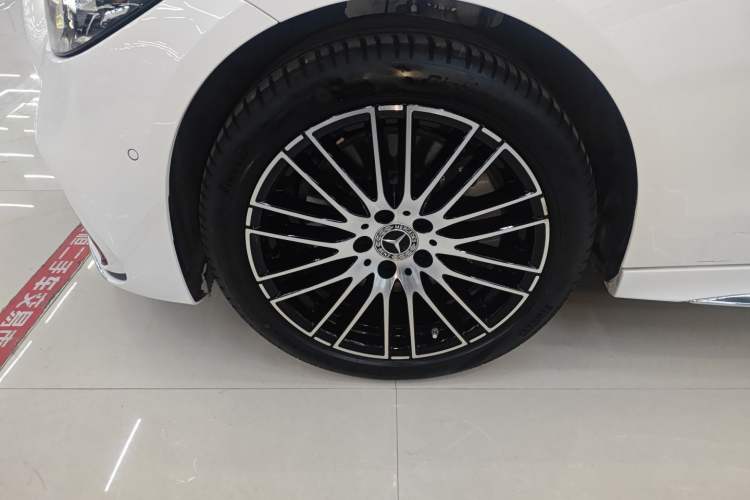 Used Mercedes-Benz C-Class 2024 Second Facelift C 260 L Sport Edition
