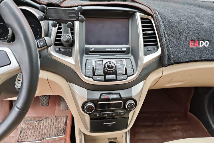 Used Changan Eado 2015 1.6L Manual Luxury Model China V Standard